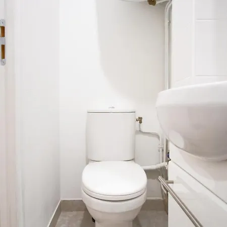 Charming And Cozy Near Montparnasse *
